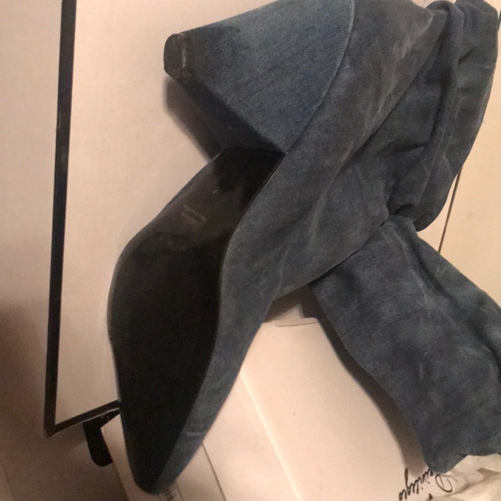 Guess booties
